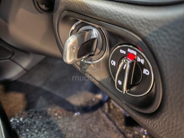 2022 Porsche MACAN 2.0 (A)6000km low mileage - 5