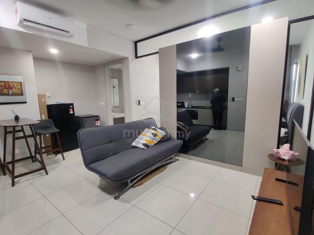 LINQ SKY RESIDENCES (Datum Jelatek) 1
