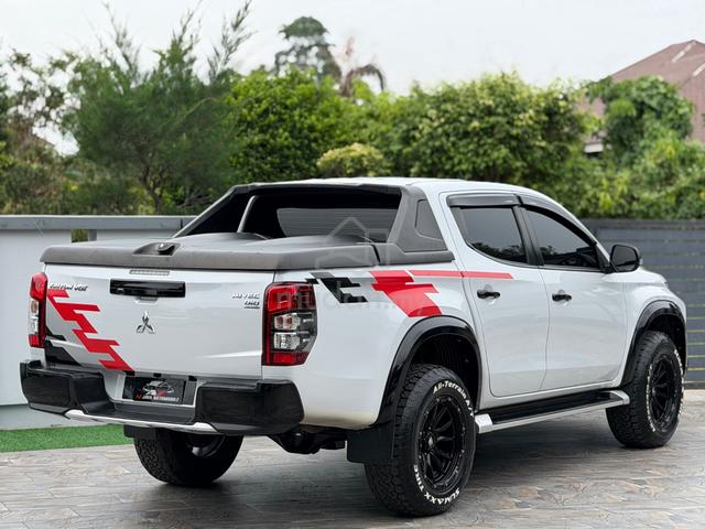 2019 Mitsubishi TRITON 2.4 VGT A/T PREMIUM MY2016 - 4