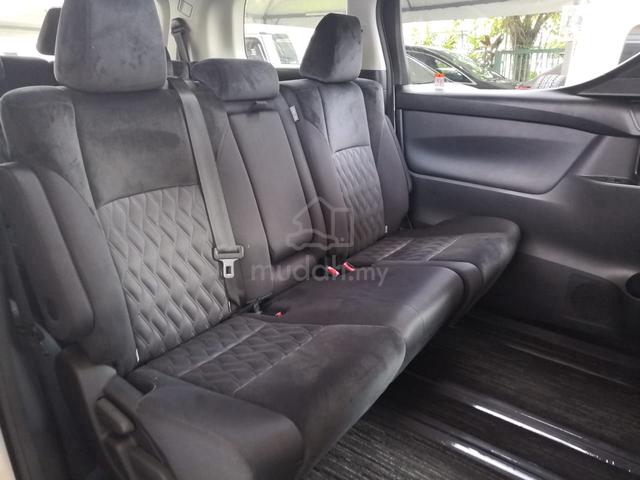 2023 Toyota ALPHARD 2.5 s (8 Seater) Sunroof - 1