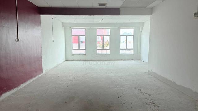 Ruang Kedai Tingkat 1 (1ST Floor) UNTUK DISEWA – MERLIMAU, MELAKA 🏢 1