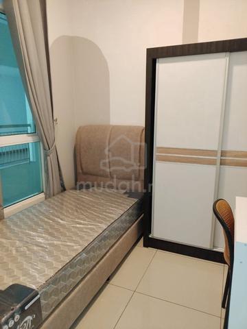 Ready to move in Fully furnished Single Room @ Saville D'lake Puchong 1
