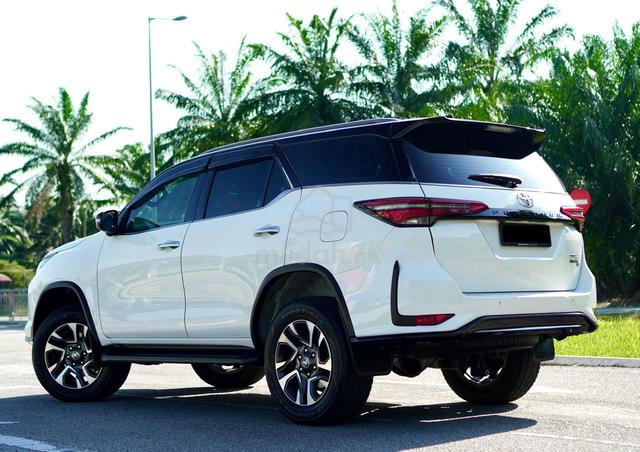 2024 Toyota FORTUNER 2.8 VRZ (A) MCM BARU - 2