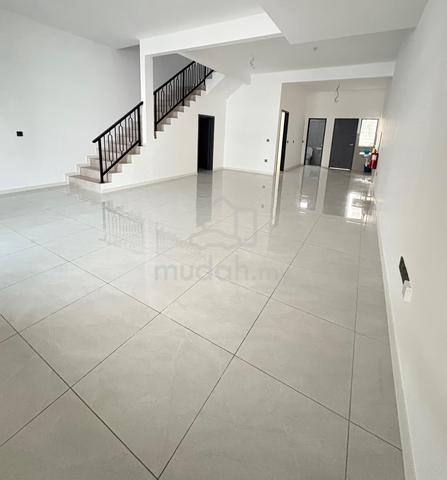 NEW UNIT 2 Storey Terrace Pengkalan Impian Ayer Molek Bukit Katil 1