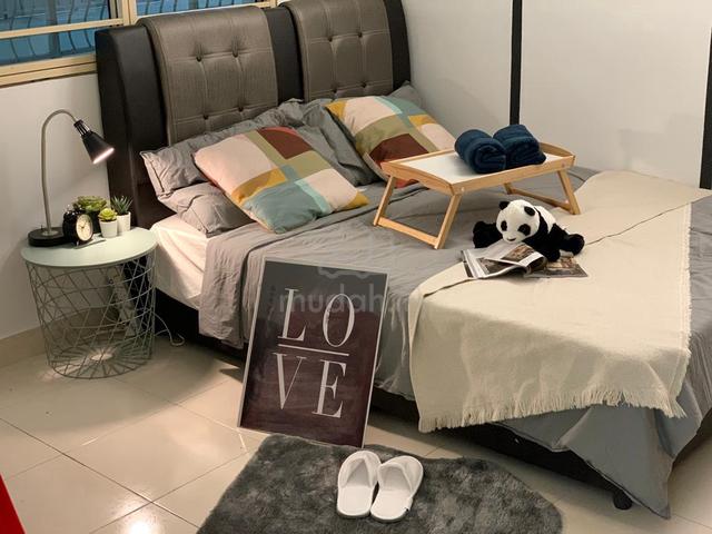 Zero Deposit Room for Rent Suriamas Condominium Bandar Sunway 1