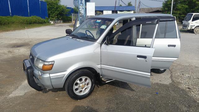 2000 Toyota UNSER 1.8 GLI (A) - 4