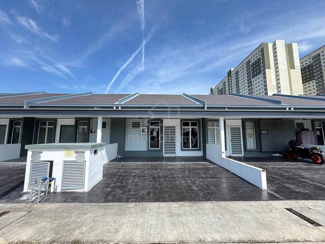 1 STOREY PARTIALLY FURNISHED 🔥AC KC near CyberputraKLIa ✅ big parking 1