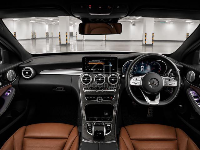 2019 Mercedes Benz C300 2.0 AMG SUPER HIGH SPEC - 2