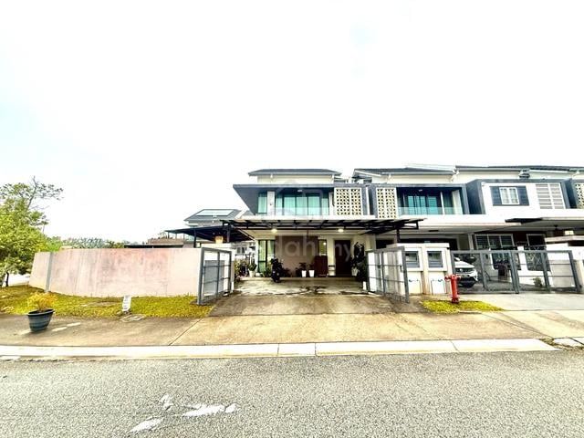 CORNER LOT Double Storey Typer Ferrea Denai Alam Elmina West 1