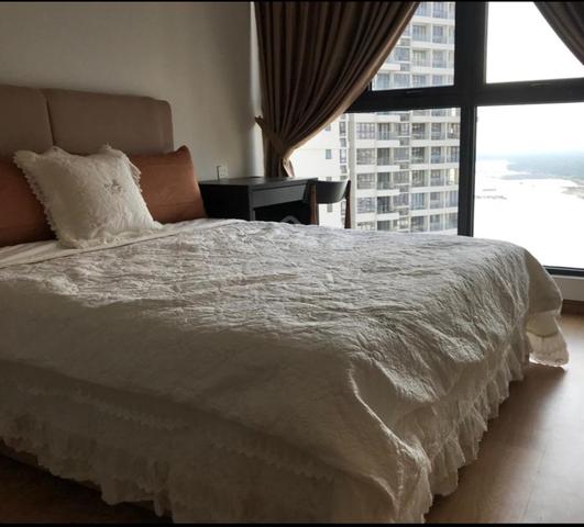 Bay Point @ Country Garden Danga Bay 1