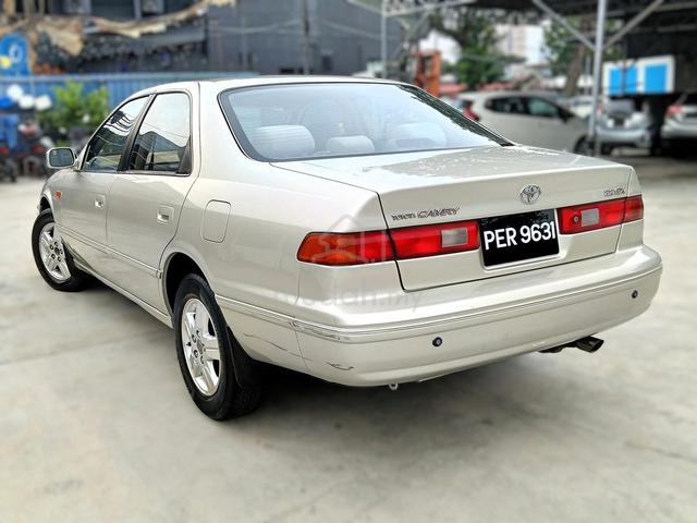 2000 TOYOTA CAMRY 2.2GX Auto - 3