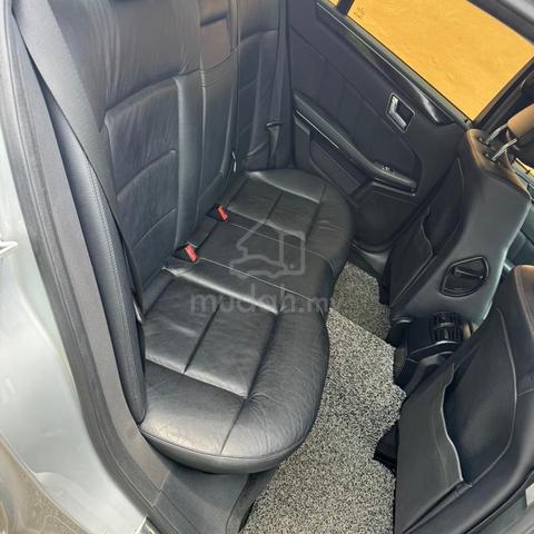 2010 Mercedes Benz E250 CGI BlueEFCY - LIKE NEW - 4