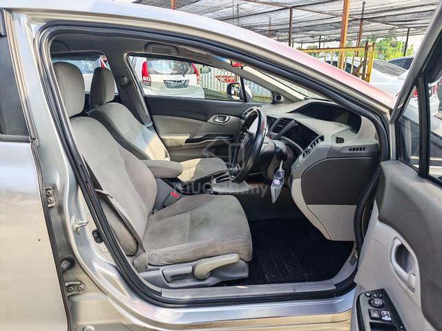 2012 Honda CIVIC FB 1.8 (AUTO) - 4