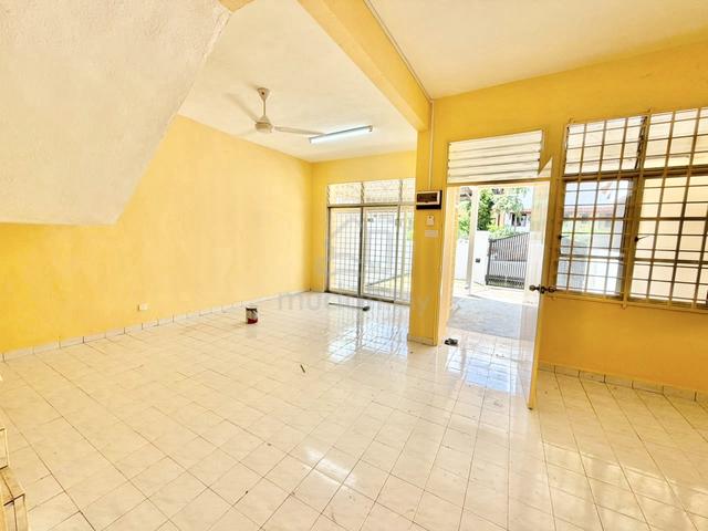 Jalan Badik Puteri Wangsa Pelangi Indah 2 Storey for Rent Rumah Sewa 1
