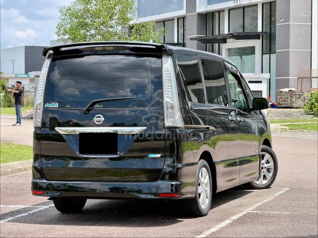FULOAN2013 Nissan SERENA 2.0 S-HYBRID HIGHWAY STAR - 4