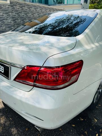 2011 Toyota CAMRY 2.0 G black interior - 5