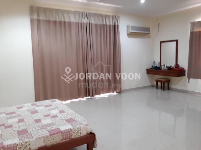 Taman Budiman 2sty Bungalow Corner Well Maintain Spacious Land Alma BM 1