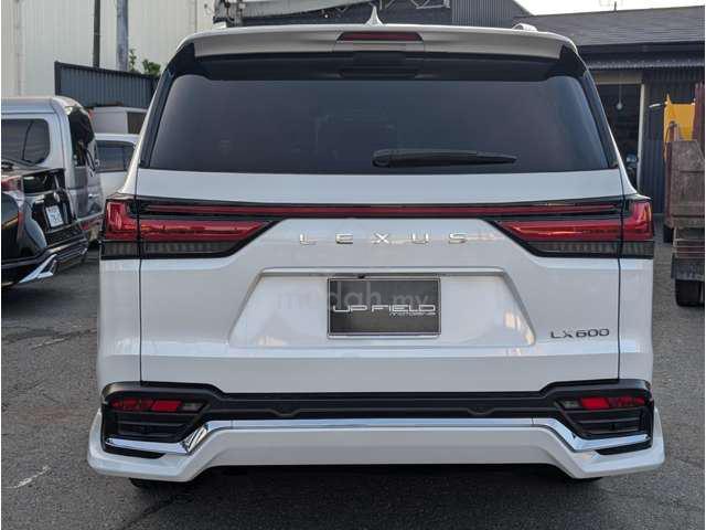 2023 Lexus LX600 MARK LEVINSON + MODELISTA - 4