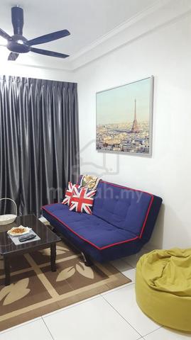 Seri Austin Residence Luxury Apartment 1