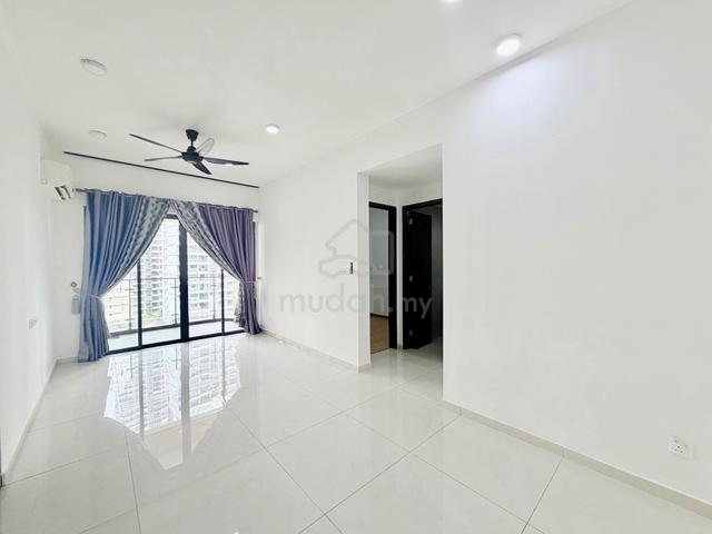Bay Point @ Country Garden Danga Bay 1