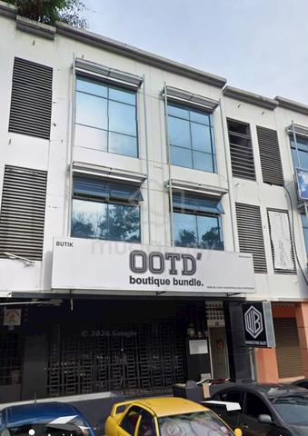 3 Storey Shoplot Commercial Building for Sale π¬ 1