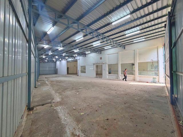 Shamelin 3-STOREY SEMI-D FACTORY FOR RENT 11,551 SF  1