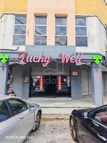 Corner ground floor 1