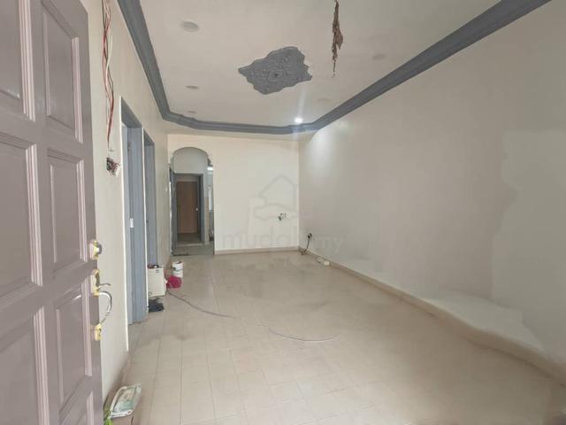 Johor Jaya Single storey house For Rent 1
