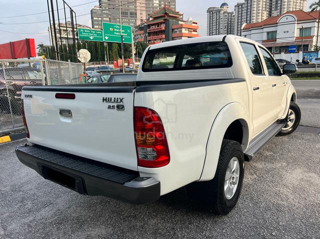 2010 Toyota HILUX 2.5 G DOUBLE CAB (A) NO OFF ROAD - 2