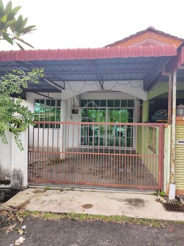 [Facing Jalan] Taman Tengku Maheran 1