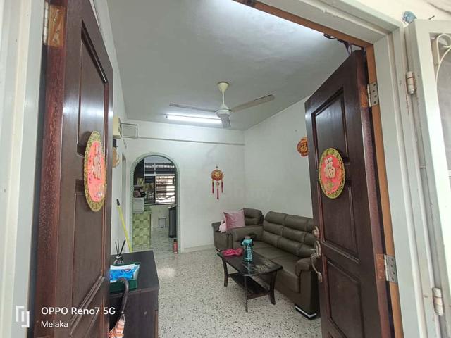 Rumah Pangsa Aunler 1