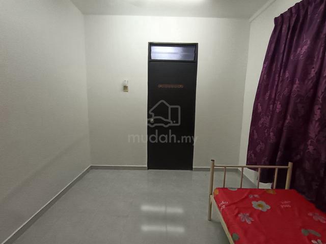 Bilik Sewa Wanita Muslimah Blok F Mentari Court 1