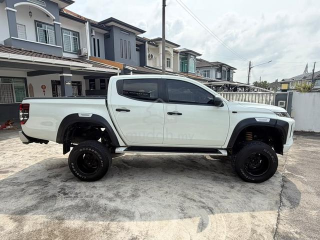 2022 Mitsubishi TRITON 2.4 VGT MS AUTO - 2