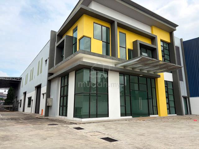 Johor Bahru Setia Business Park 2  1.5 storey cluster factory for rent 1