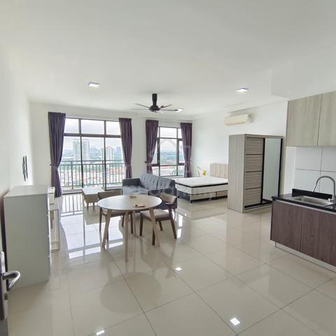 Molek Regency 1
