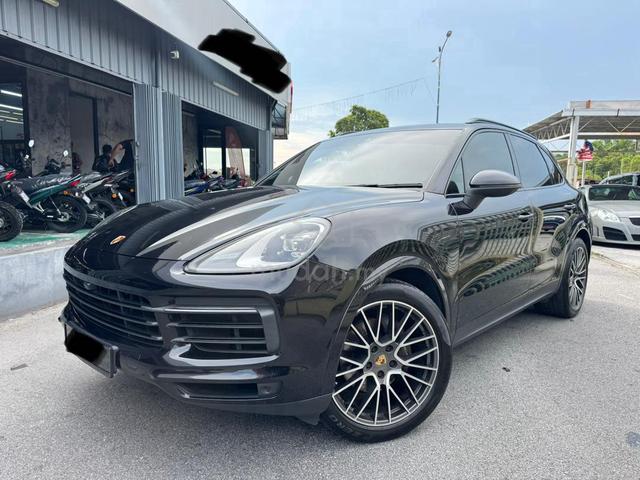 2022 Porsche CAYENNE 3.0 V6 Local Spec Full Loan - 1