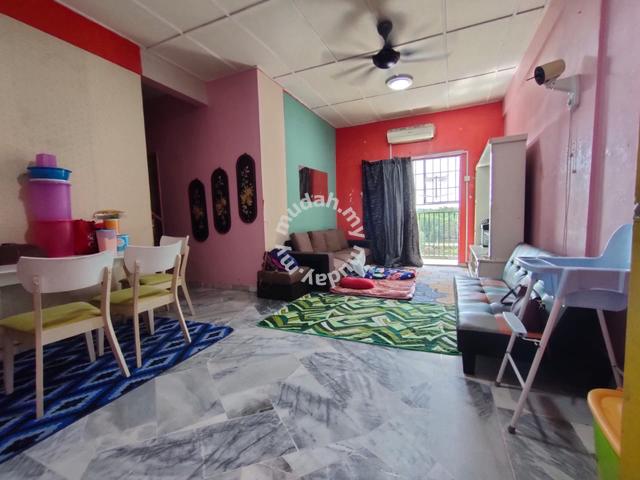 Renovated Cantik Corner Pangsapuri Cendana Taman Bukit Subang Apartment Condominium For Sale In Bukit Subang Selangor