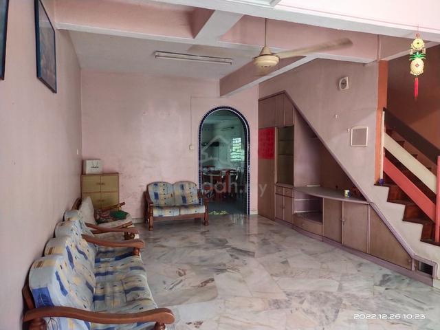 (TAMAN SERI PELINDONG ) House For Rent  4