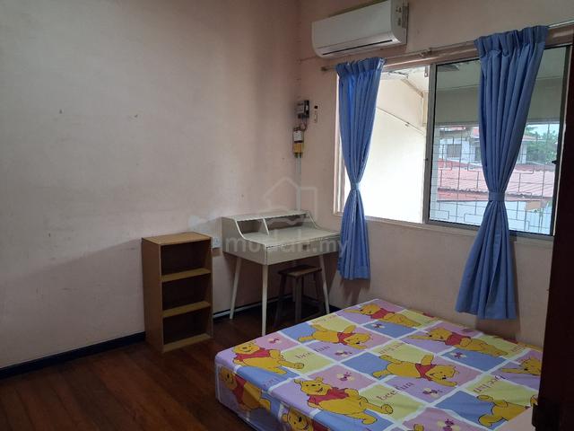 batu 8 bilik sewa 1