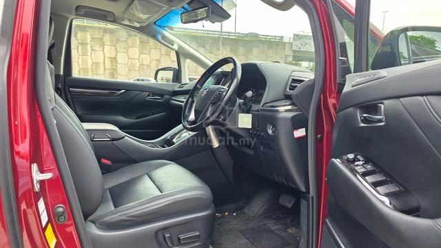 GRADE 4.5 2021 Toyota Alphard 2.5 SC SR DIM BSM  - 4
