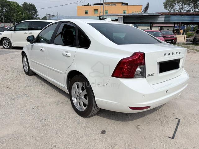 2010 CASH OTR Volvo S40 2.0 (A) - 4
