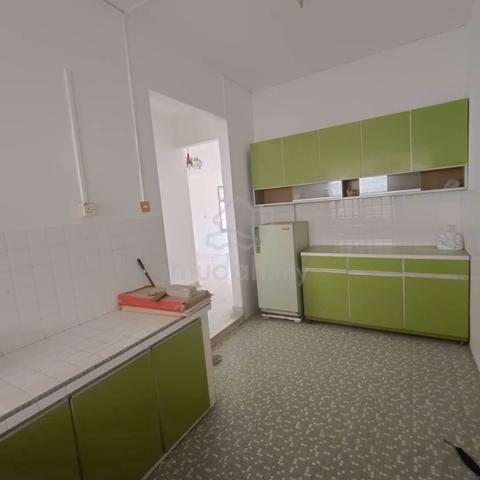 【FREEHOLD】Limited End Lot 2 Storey Kampung Lapan Melaka Town for Sale 2