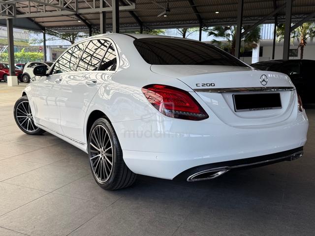 Mercedes Benz C200 1.5 FACELIFT #LOW MIL ONE OWNER - 4