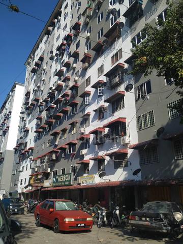 Bilik sewa murah perempuan di jalan klang lama, Kuala Lumpur  1