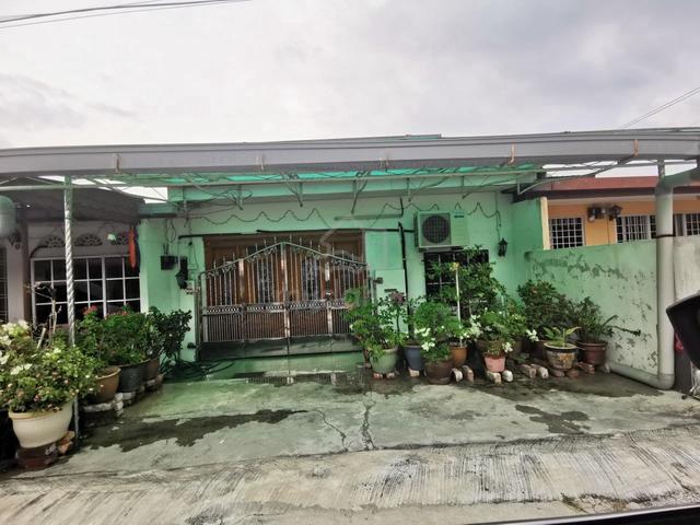 Rumah Teres Slim River Perak 1