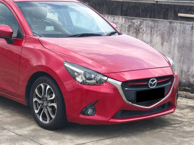 2017 Mazda 2 1.5 HATCHBACK (A) Full Loan !!! - 2