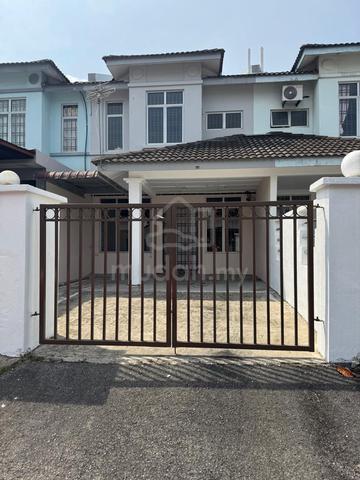 Double Storey House in Bukit Indah for Rent 1