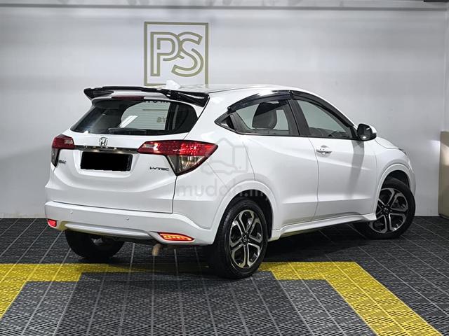 2020 Honda HR-V1.8 E V RS Warranty Paddle Shift - 2