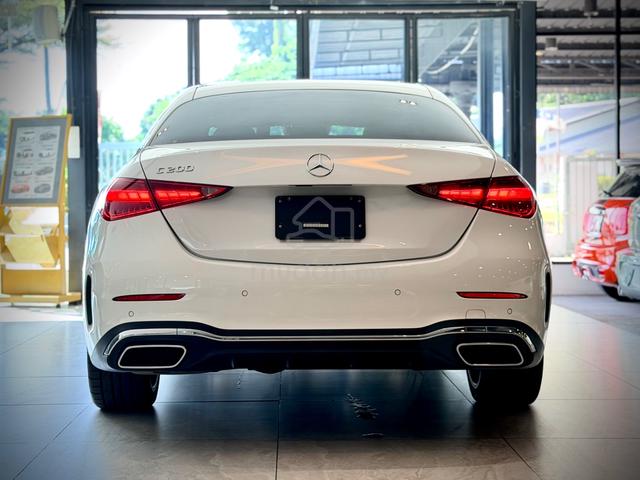 UNREG 2021 Mercedes C200 1.5 AMG LINE New Model - 4