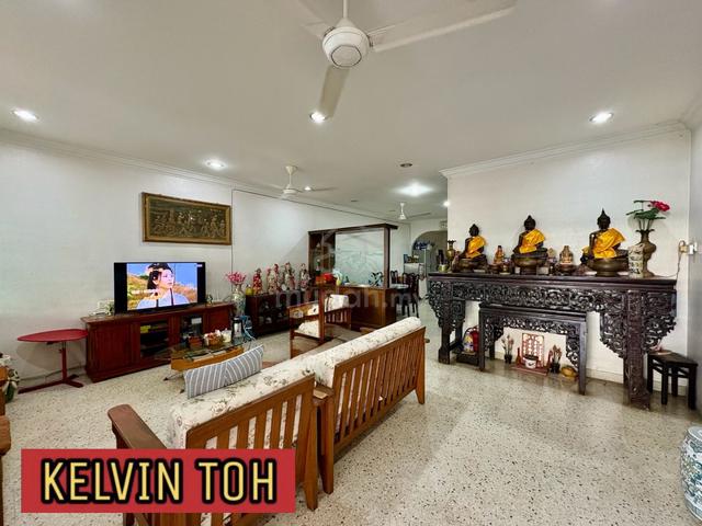 2 STOREY TERRACE LA 1519sf BASIC RENOVATED NO SPLIT LEVEL GREENLANE 1